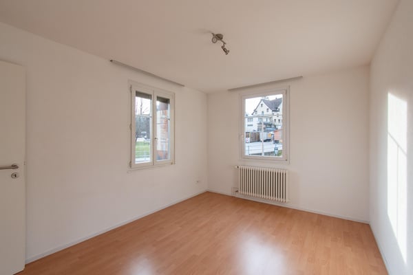 Sonnige 3.5 Zimmer-Wohnung mit Ausblick 7