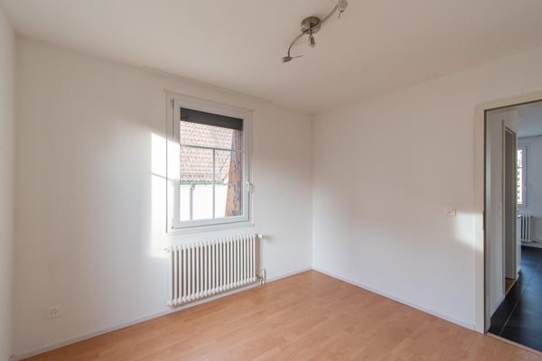 Sonnige 3.5 Zimmer-Wohnung mit Ausblick 11