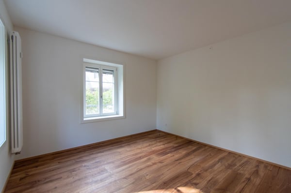 Charmante 2.5 Zimmer-Wohnung 9