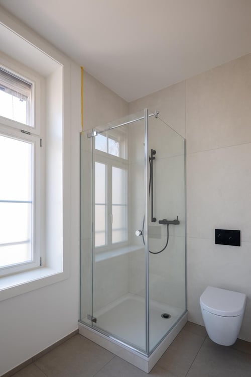 Charmante 2.5 Zimmer-Wohnung 10