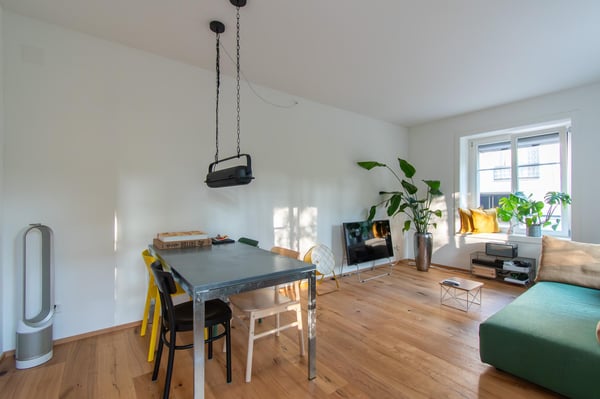 Charmante 2.5 Zimmer-Wohnung 3