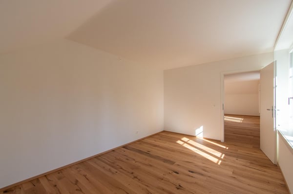 Moderne 2.5 Zimmer-Wohnung mit Altbaucharme 10
