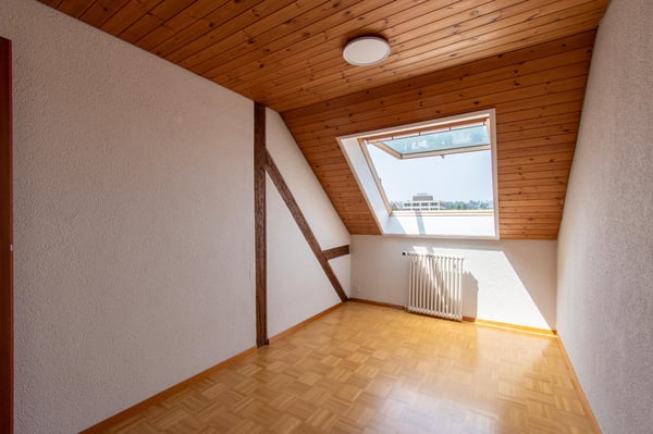 Gemütliche 3.5 Zimmer-Wohnung in ruhigem Quartier, nähe Spital 10