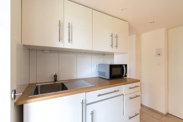 Möblierte 1.5 Zimmer-Wohnung mit Terrasse an bevorzugter Lage 8