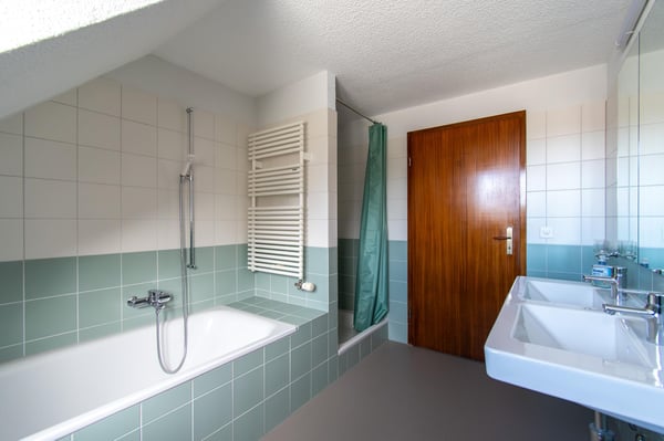 Charmante 4.5-Zimmer-Wohnung an ruhiger, zentraler Lage, Nähe Kantonspital 9