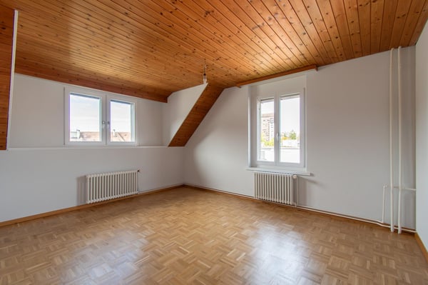 Charmante 4.5-Zimmer-Wohnung an ruhiger, zentraler Lage, Nähe Kantonspital 7