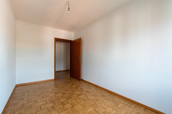 Charmante 4.5-Zimmer-Wohnung an ruhiger, zentraler Lage, Nähe Kantonspital 11