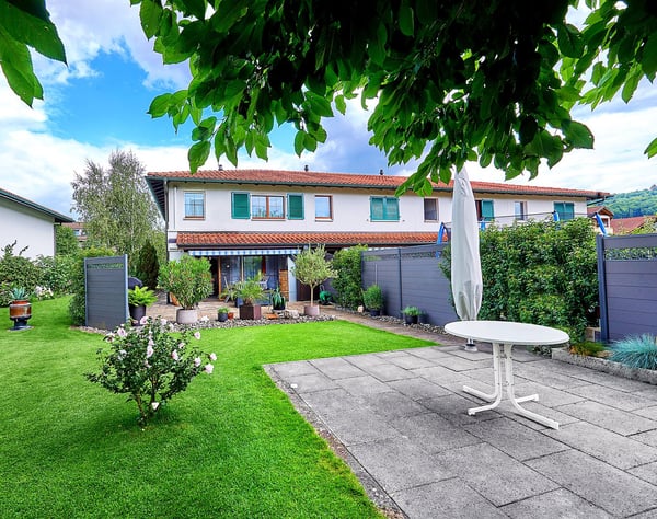 Gepflegtes, hübsches  1.5-Zimmer Eck-Einfamilienhaus in Kappel SO 2