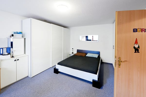 Gepflegtes, hübsches  1.5-Zimmer Eck-Einfamilienhaus in Kappel SO 13