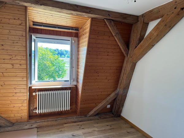 Charmante 1.5-Zimmer-Dachwohnung mit Blick auf den Murtensee 5