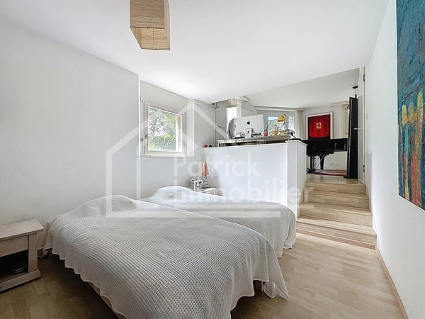 Villa de famille avec annexe, piscine, garage double 10