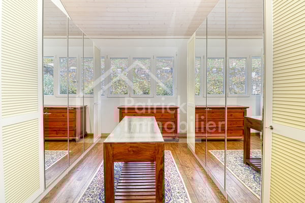 Villa familiale avec jacuzzi et vue panoramique sur le lac! 9