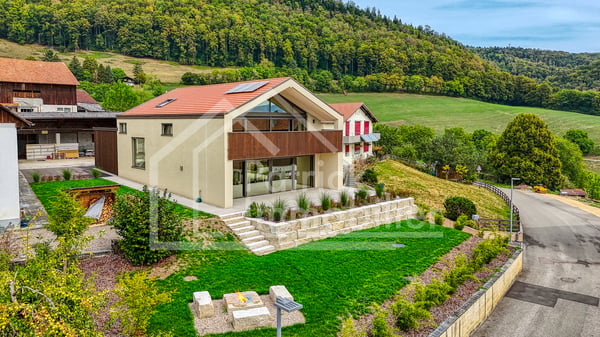 Villa contemporaine de luxe avec vue dégagée à Montavon 1