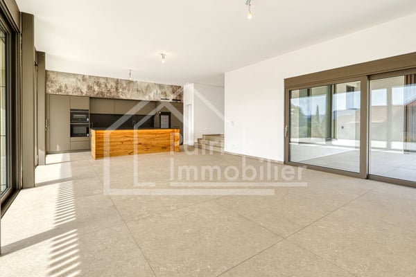 Villa contemporaine de luxe avec vue dégagée à Montavon 7