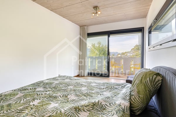 Propriété contemporaine d'exception avec vue panoramique sur le lac 10