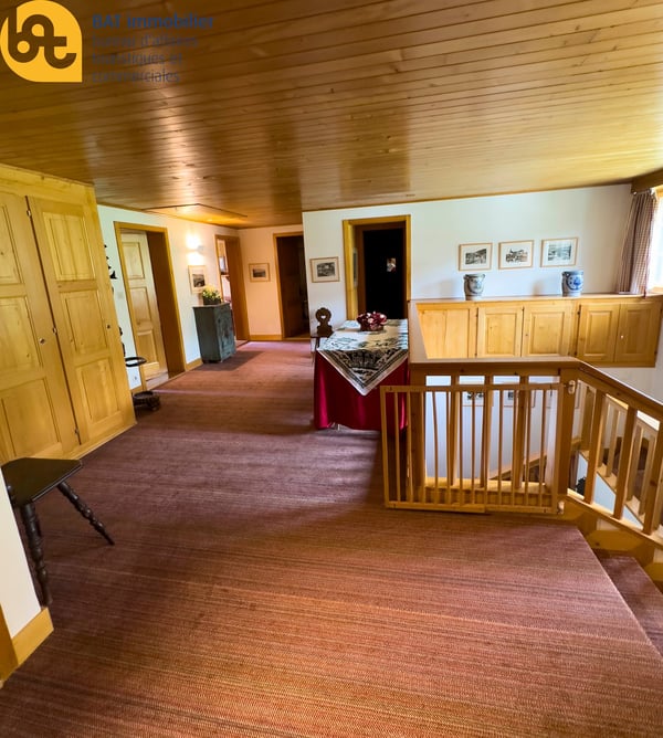 Hiver 2026 Duplex dans chalet quartier résidentiel à proximité du Golf de Crans 13