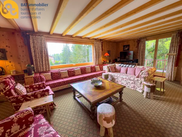 Hiver 2026 Duplex dans chalet quartier résidentiel à proximité du Golf de Crans 4