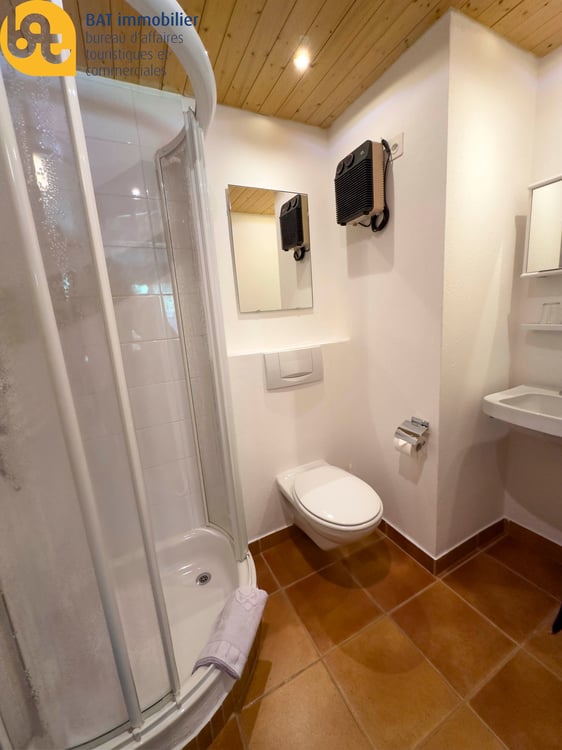 Ete 2026 Appartement dans chalet à proximité du Golf de Crans 7