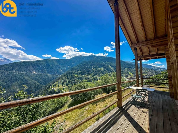 Appartement lumineux et spacieux au rez supérieur d'un chalet avec vue dégagée 9