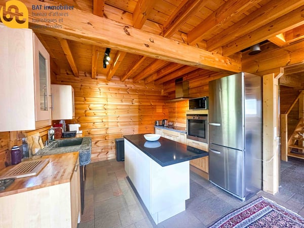 Appartement lumineux et spacieux au rez supérieur d'un chalet avec vue dégagée 5