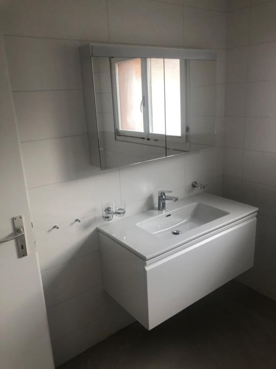TOP-GELEGENHEIT: Komfortable Wohnung mit grossem Balkon 5