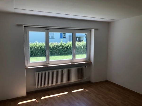 2 1/2 Zi.-Wohnung, sonnig und hell 2