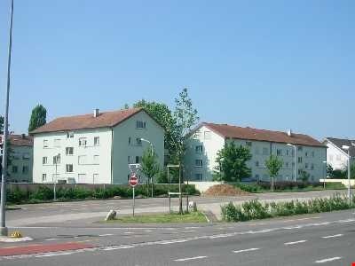 2 1/2 Zi.-Wohnung, sonnig und hell 8