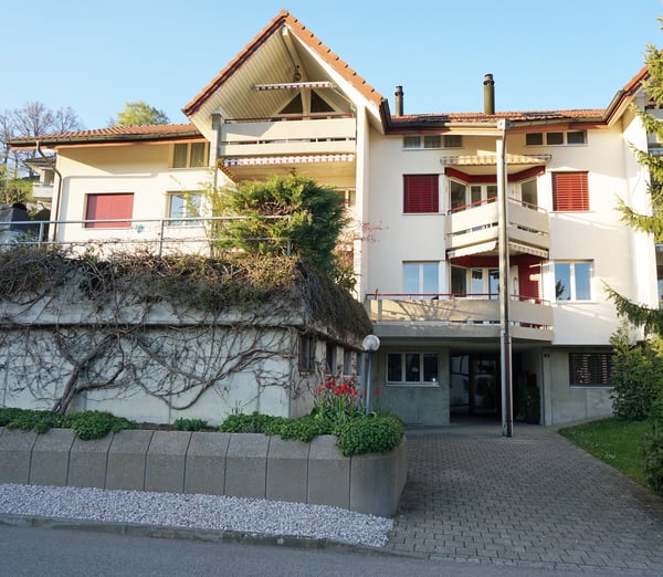 4.5 - Zimmerwohnung mit Weitsicht in Huttwil 1