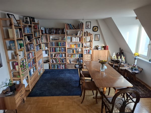 grosszügige 1.5-Zimmer Maisonettewohnung mit Balkon 2