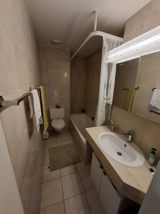 grosszügige 1.5-Zimmer Maisonettewohnung mit Balkon 8