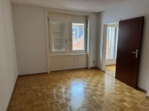 2.5-Zimmer Maisonettewohnung mit Balkon 5