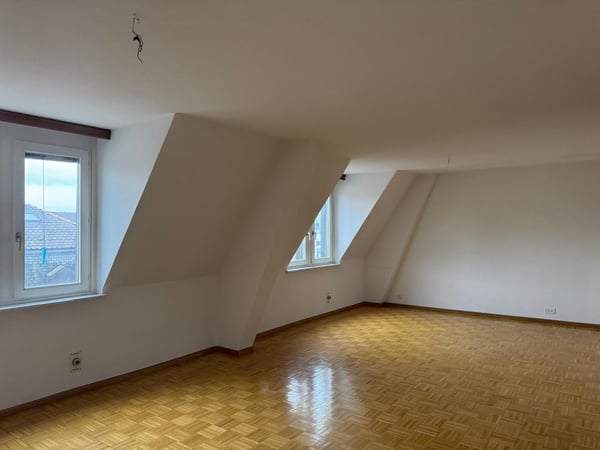2.5-Zimmer Maisonettewohnung mit Balkon 2