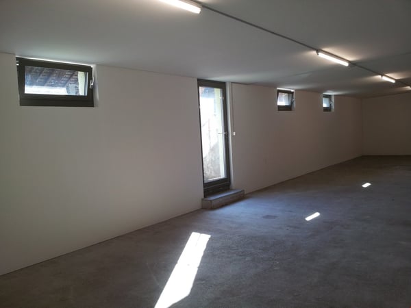 Gewerberaum / Werkstatt / Lagerraum mit Wasseranschluss 3