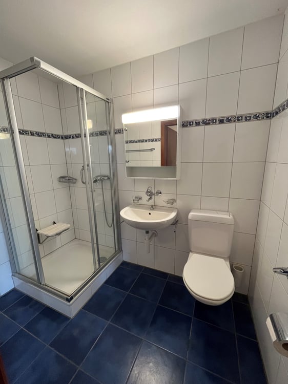 gemütliche 2.5 - Zimmer-Seniorenwohnung mit 2 Balkonen / Alterssiedlung 55+ 4
