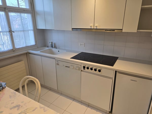 Grosszügige 2-Zimmer-Wohnung mit Pool in Gossau SG 4