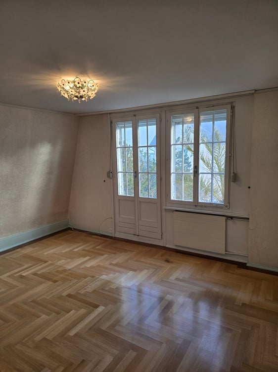 Grosszügige 2-Zimmer-Wohnung mit Pool in Gossau SG 7