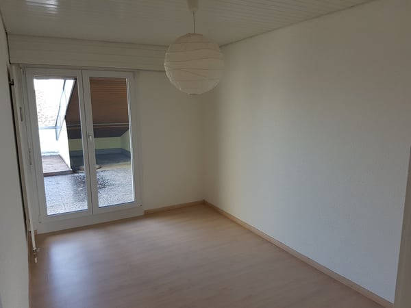 schöne 4.5-Zimmer-Attikawohnung im Zentrum von Niederwil 9