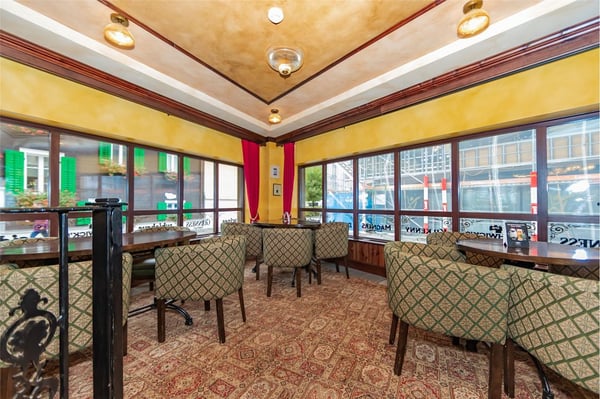 Einzigartiges Original Irish Pub