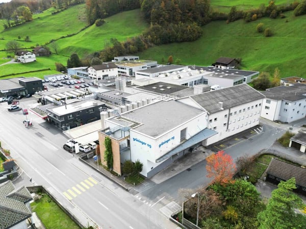 Industrie- und Gewerbegebäude West in Mitlödi GL 3