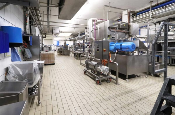 Industrie- und Gewerbegebäude Süd in Mitlödi GL 6