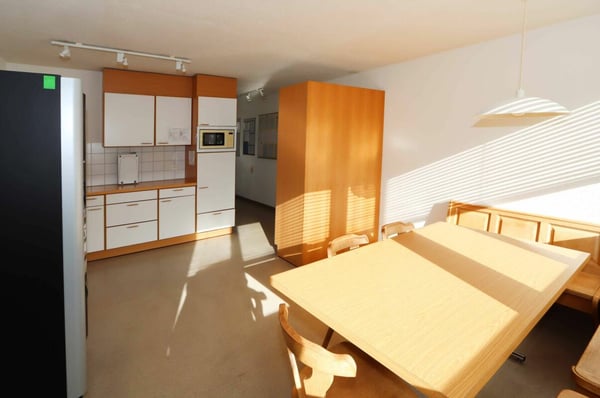 Industrie- und Gewerbegebäude Süd in Mitlödi GL 9