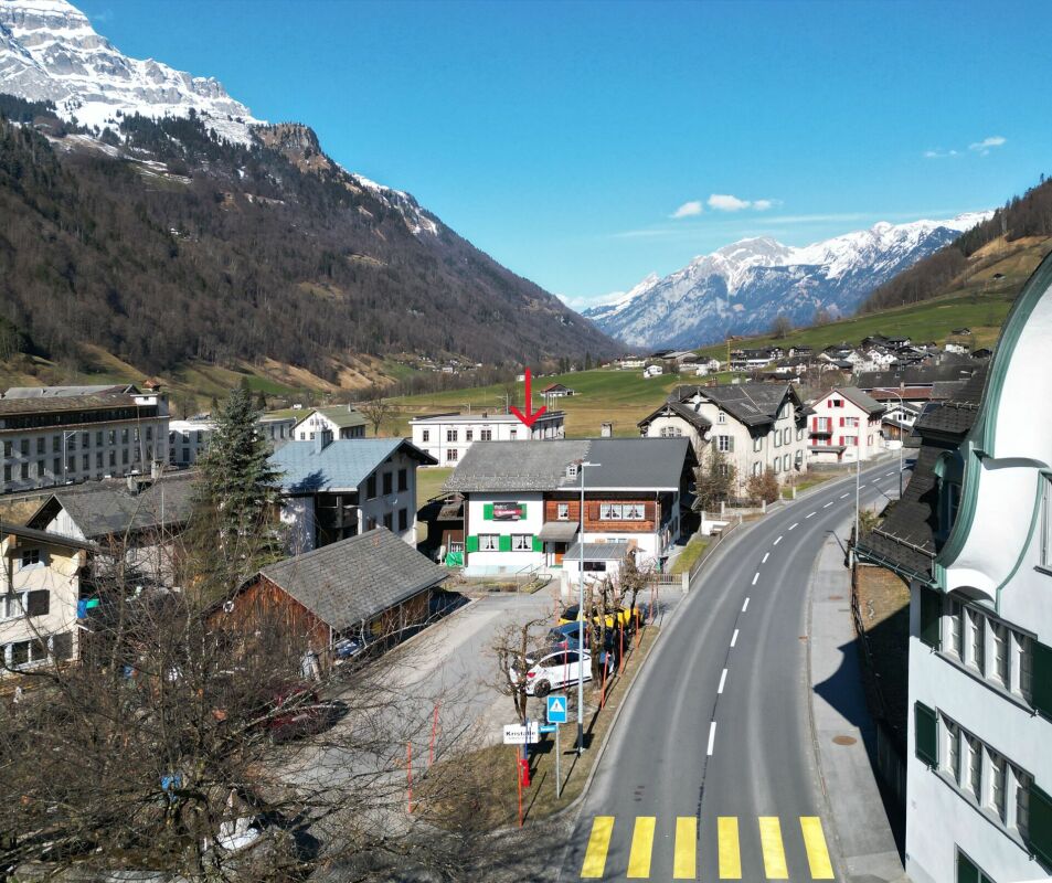Dreamy semi-detached house in a wonderfully beautiful and quiet location in Diesbach GL