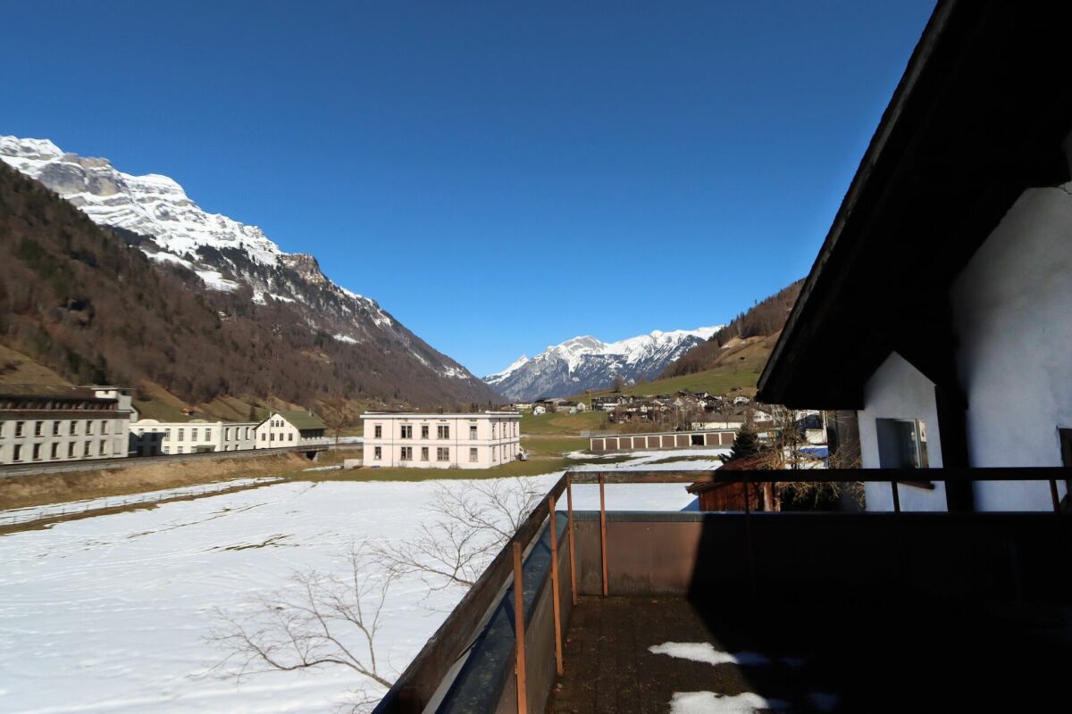 Dreamy semi-detached house in a wonderfully beautiful and quiet location in Diesbach GL