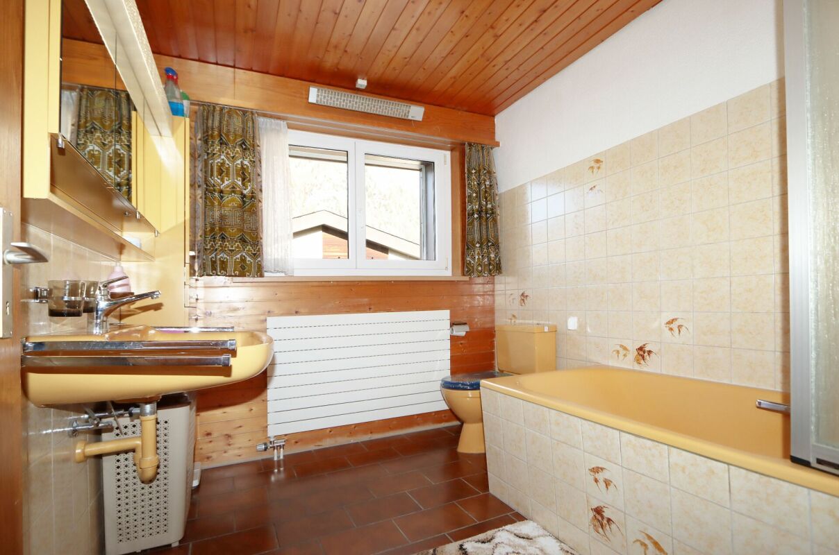 Freistehendes und charmantes Einfamilienhaus an sonniger Lage in Riedern, Gemeinde Glarus