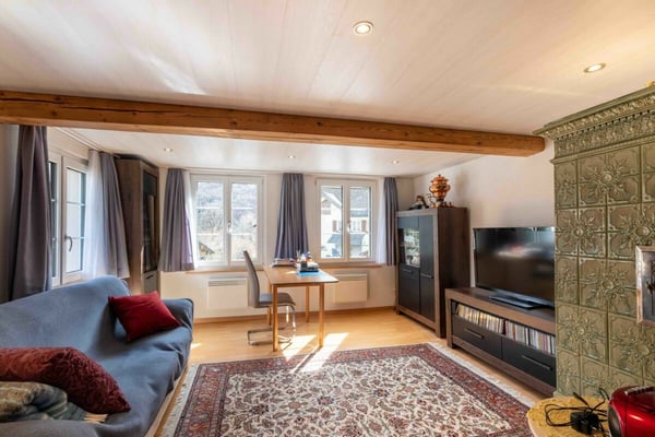 6.5-Zimmer Doppel-Einfamilienhaus in Nidfurn GL 6