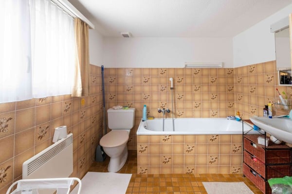 5.5-Zimmer Doppel-Einfamilienhaus in Nidfurn GL 10