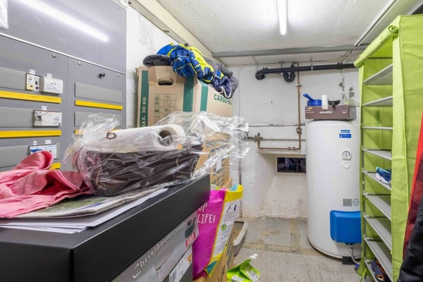 5.5-Zimmer Doppel-Einfamilienhaus in Nidfurn GL 12