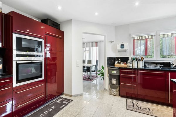 Freistehendes, modernes Einfamilienhaus an zentraler Lage in Näfels GL 5