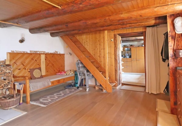 Freistehendes Ferienhaus an ruhiger und sonniger Lage in Elm, Gemeinde Glarus Süd 10