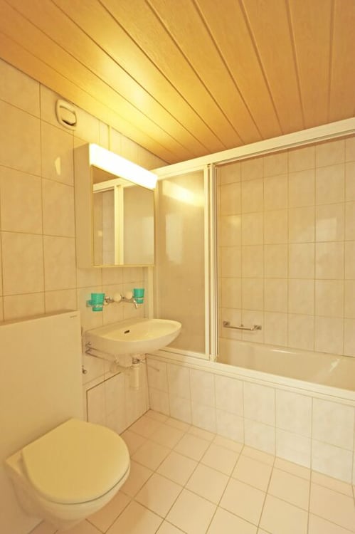 2.5-Zimmer-Wohnung mit Weitblick an zentraler Lage 9